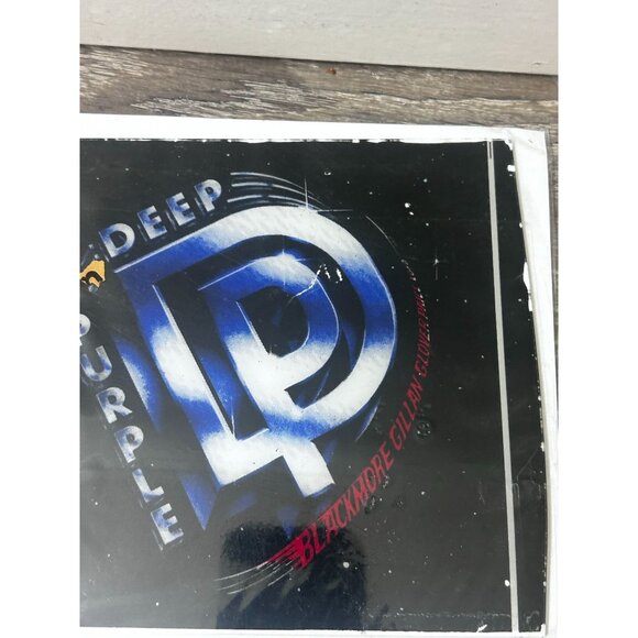 Vintage Deep Purple Logo Cover Art Black White Paperback - Picture 5 of 5